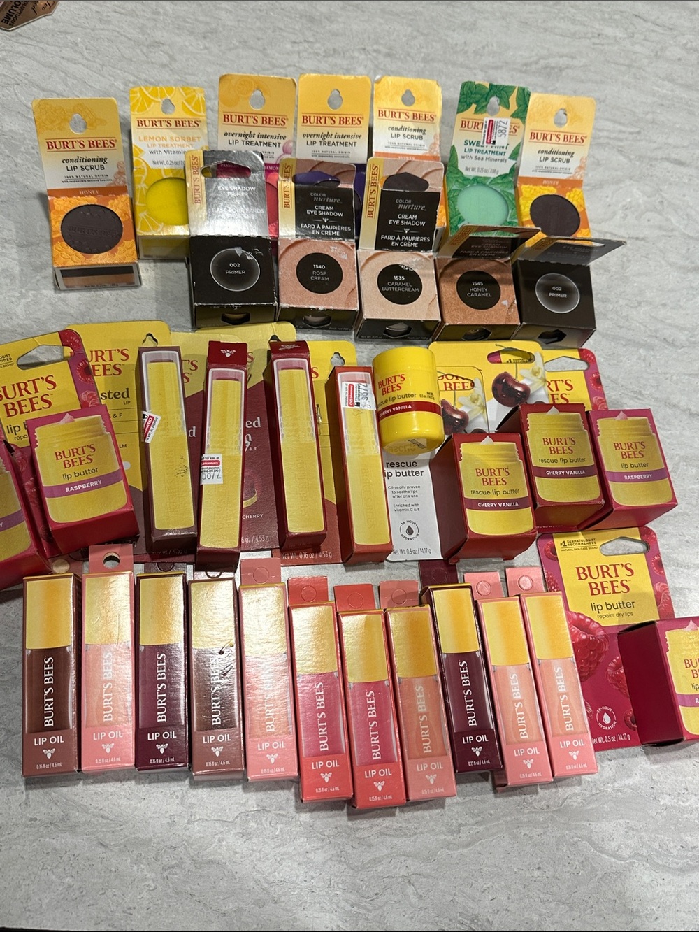 33 Burt's Bees Colorful Lip & Eye Bundle